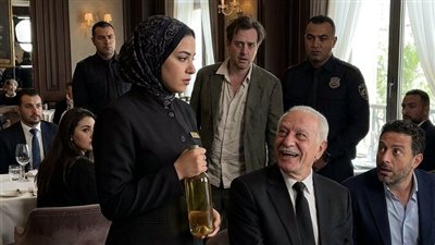 قصة الجرسونة الخجولة
