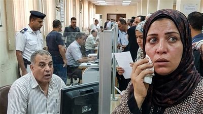 قصة وقفت أمام موظف السجل المدني